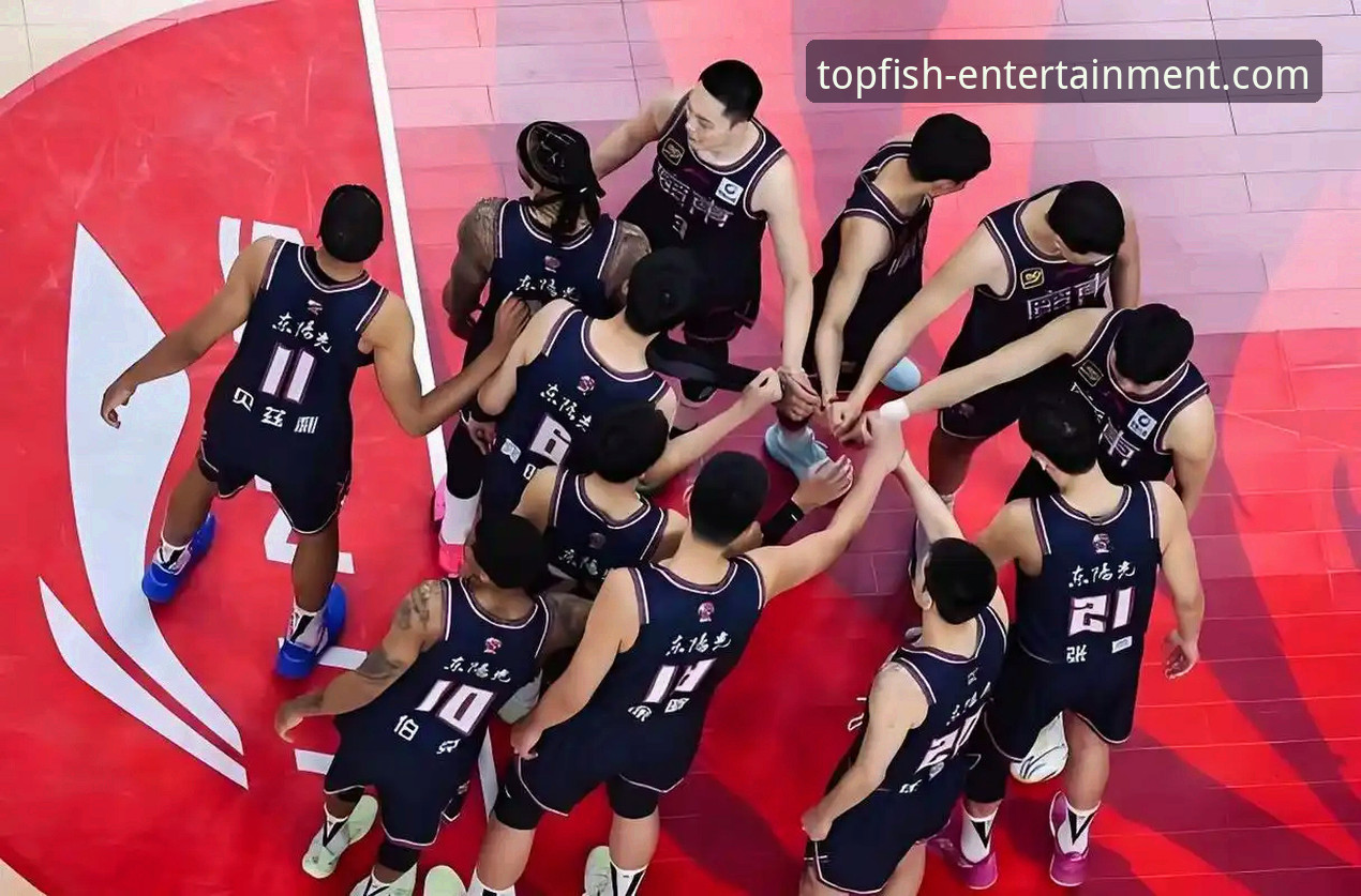 乐鱼最新活动 从上海队12连胜看团队篮球的实用技巧,乐鱼体育平台助你深度解析